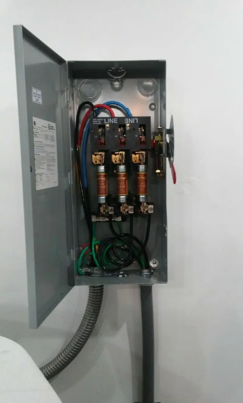 Three-phase disconnect switch installed for Electrical Wiring & Rewiring in Watervliet